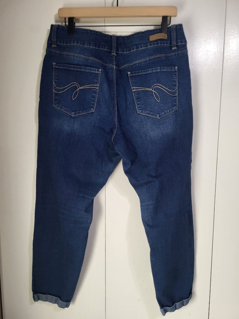 Royalty For Me YMI SZ 14 2 Button Ankle Jeans Rolled Cuff - Picture 2 of 9